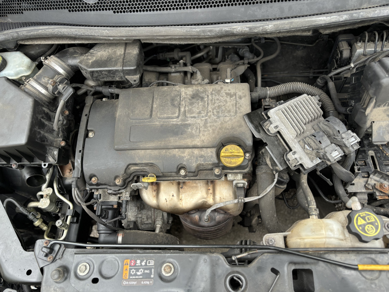 Opel corsa e 1.4 2015 g dijelovi
