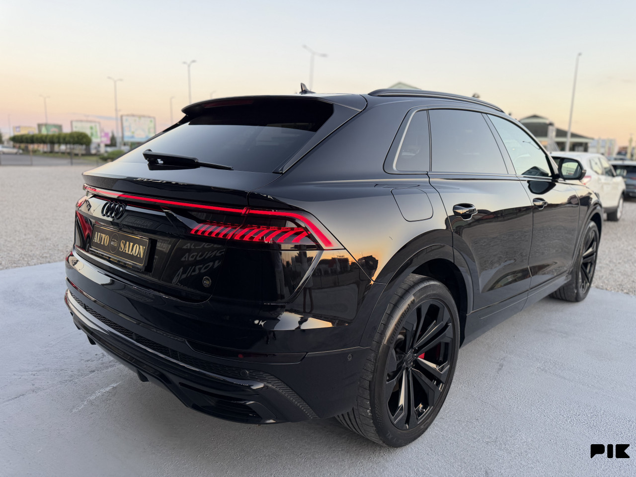 Audi Q8 50TDI 210kw Quattro Black Optic S-Line full 149.000km