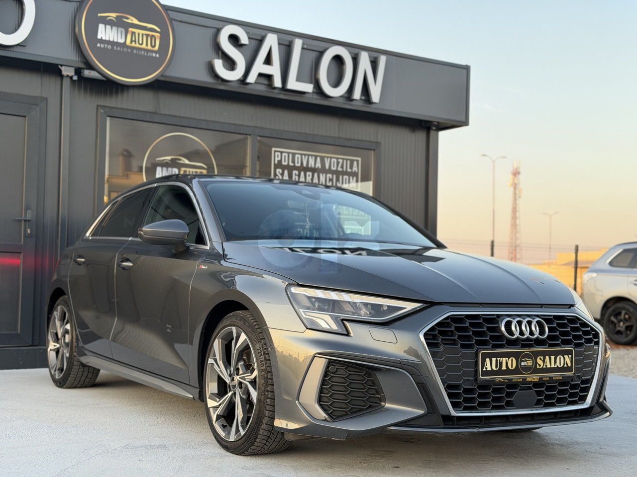 Audi A3 2.0TDI 110kw S-Tronic 2023g S-Line Matrix-Virtual