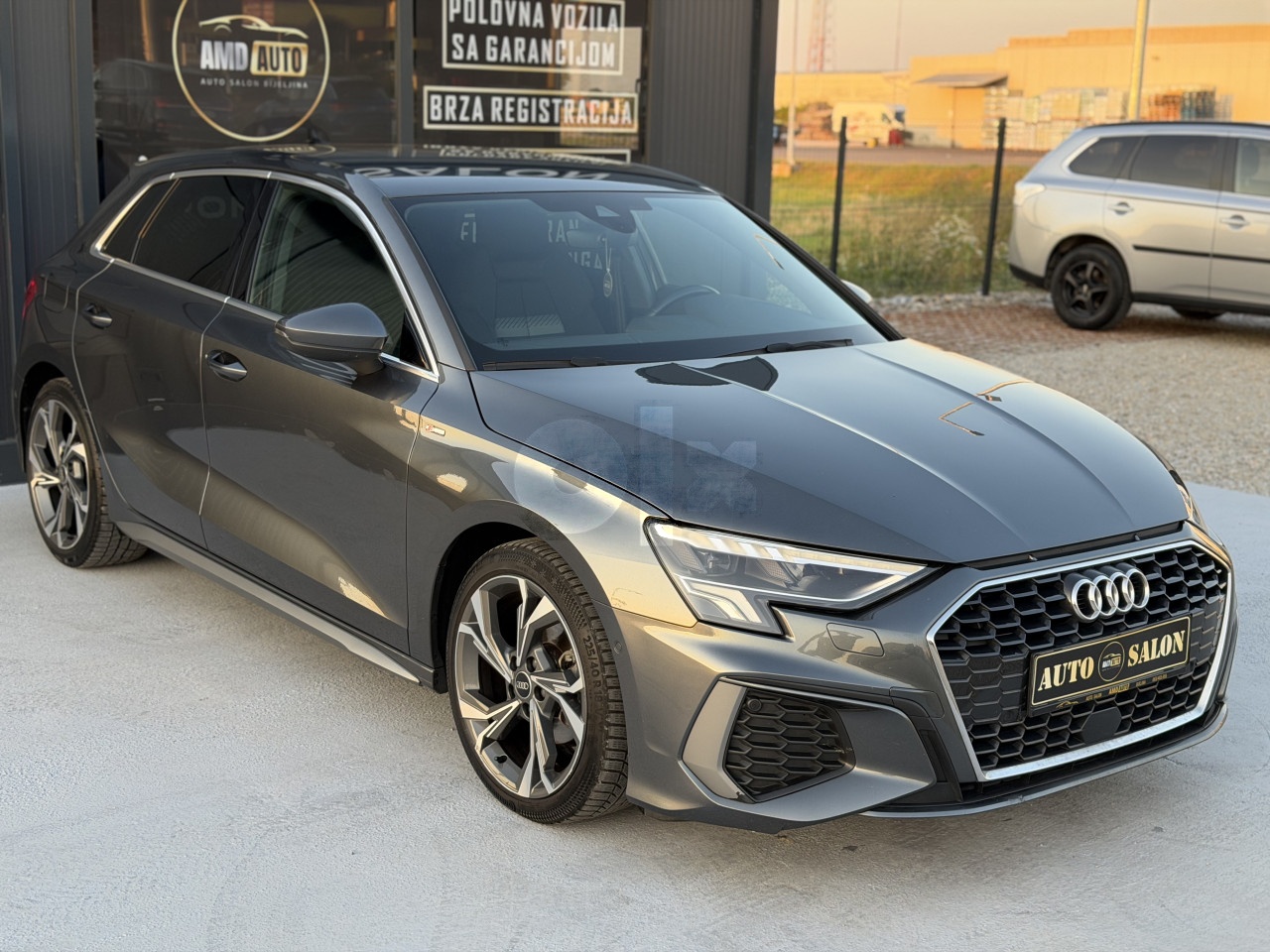 Audi A3 2.0TDI 110kw S-Tronic 2023g S-Line Matrix-Virtual