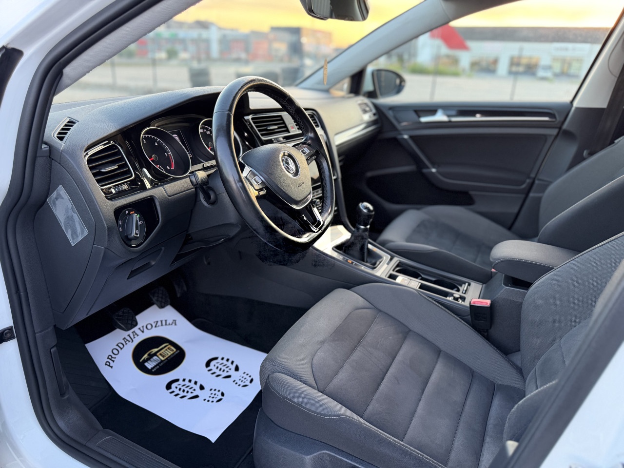 Volkswagen Golf 7.5 2017 2.0TDI 110w Led-Panorama