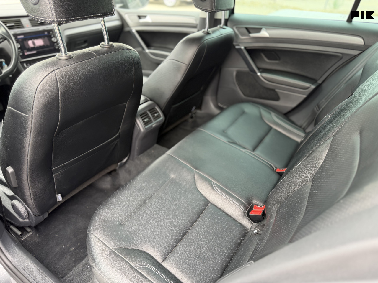Volkswagen Golf 7.5 1.6TDI 85kw Led-Laser 2018