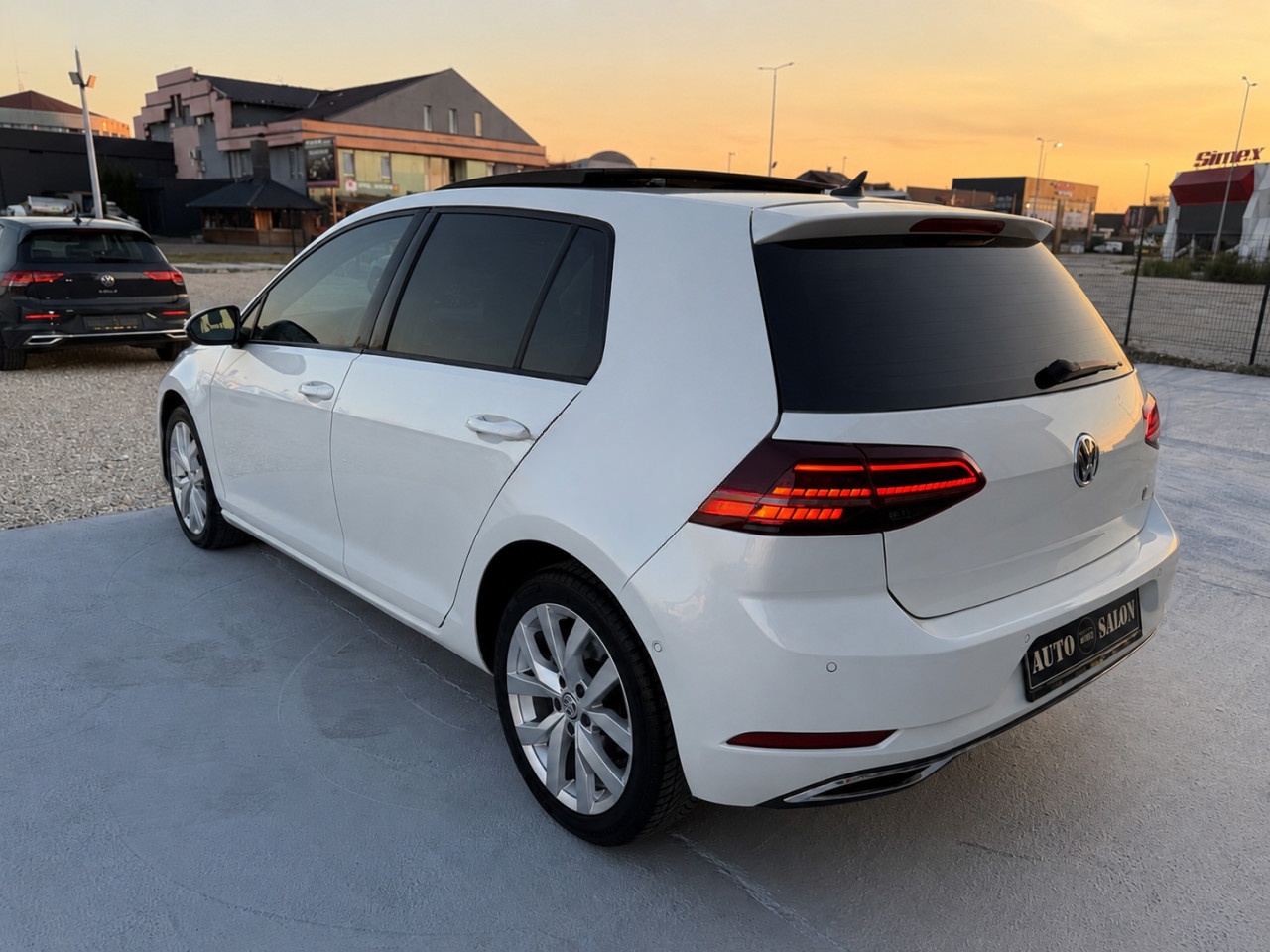 Volkswagen Golf 7.5 2017 2.0TDI 110w Led-Panorama