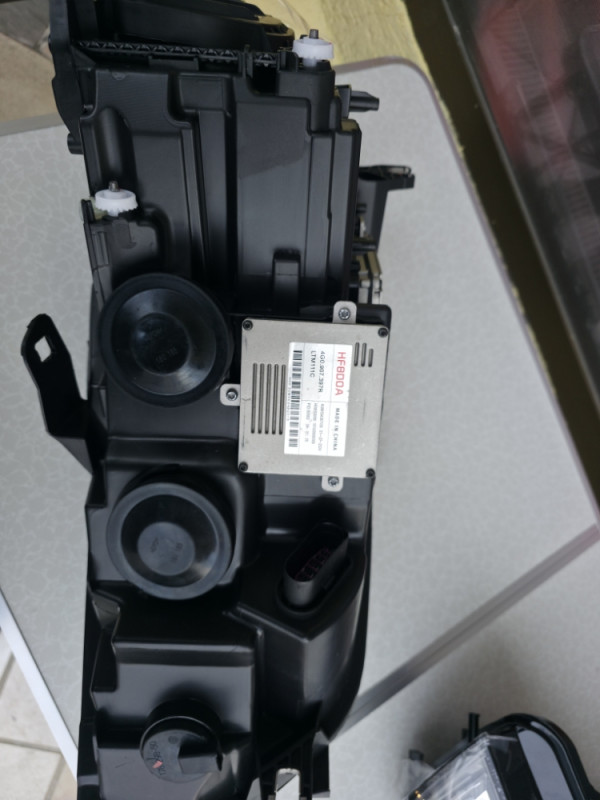 AUDI A6 4G C7 XENON BI XENON FAR AFS NOVO