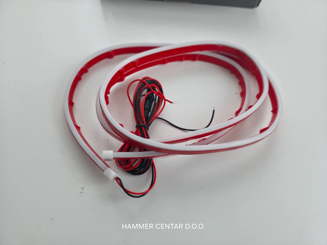 LED TRAKA ZA HAUBU GEPEK STOP SVJETLO LED CRVENO