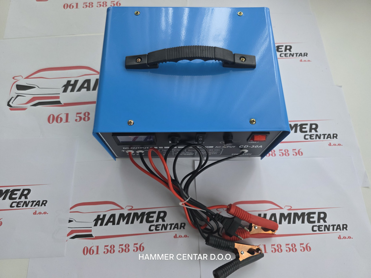 ISPRAVLJAČ PUNJAC ZA AKUMULATOR AUTO KAMION 12 24V 30A