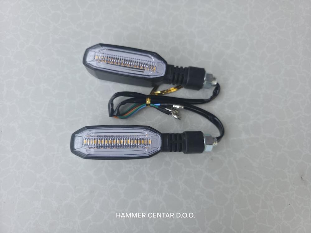 LED ZMIGAVCI ZA MOTOR SKUTER
