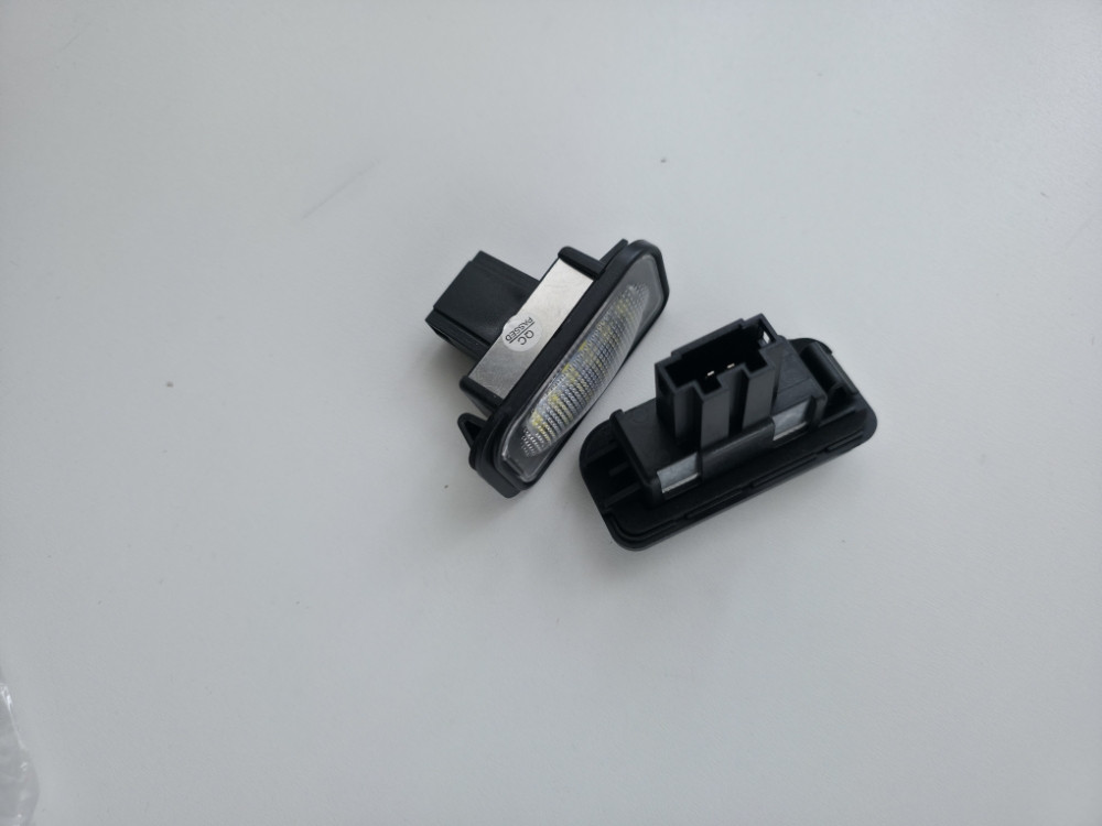 LED OSVJETLJENJE TABLICE MERCEDES W203 LIMUZINA