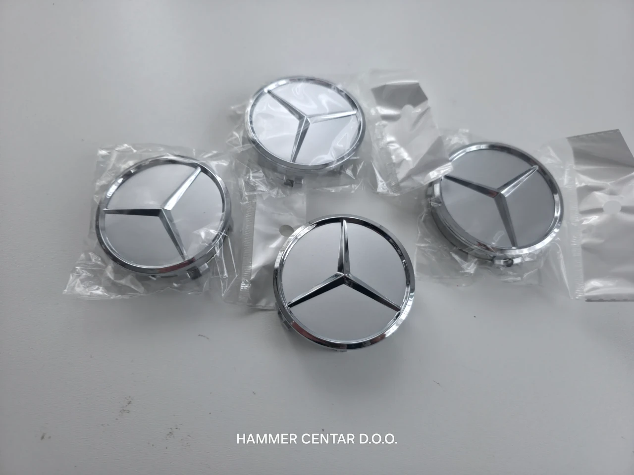 MERCEDES ČEPOVI ZA FELGE FELGU 70MM