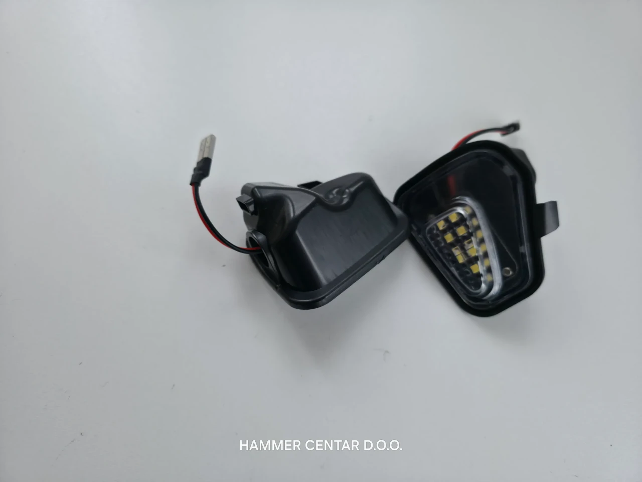 LED OSVJETLJENJE ISPOD RETROVIZORA PASSAT 7 B7