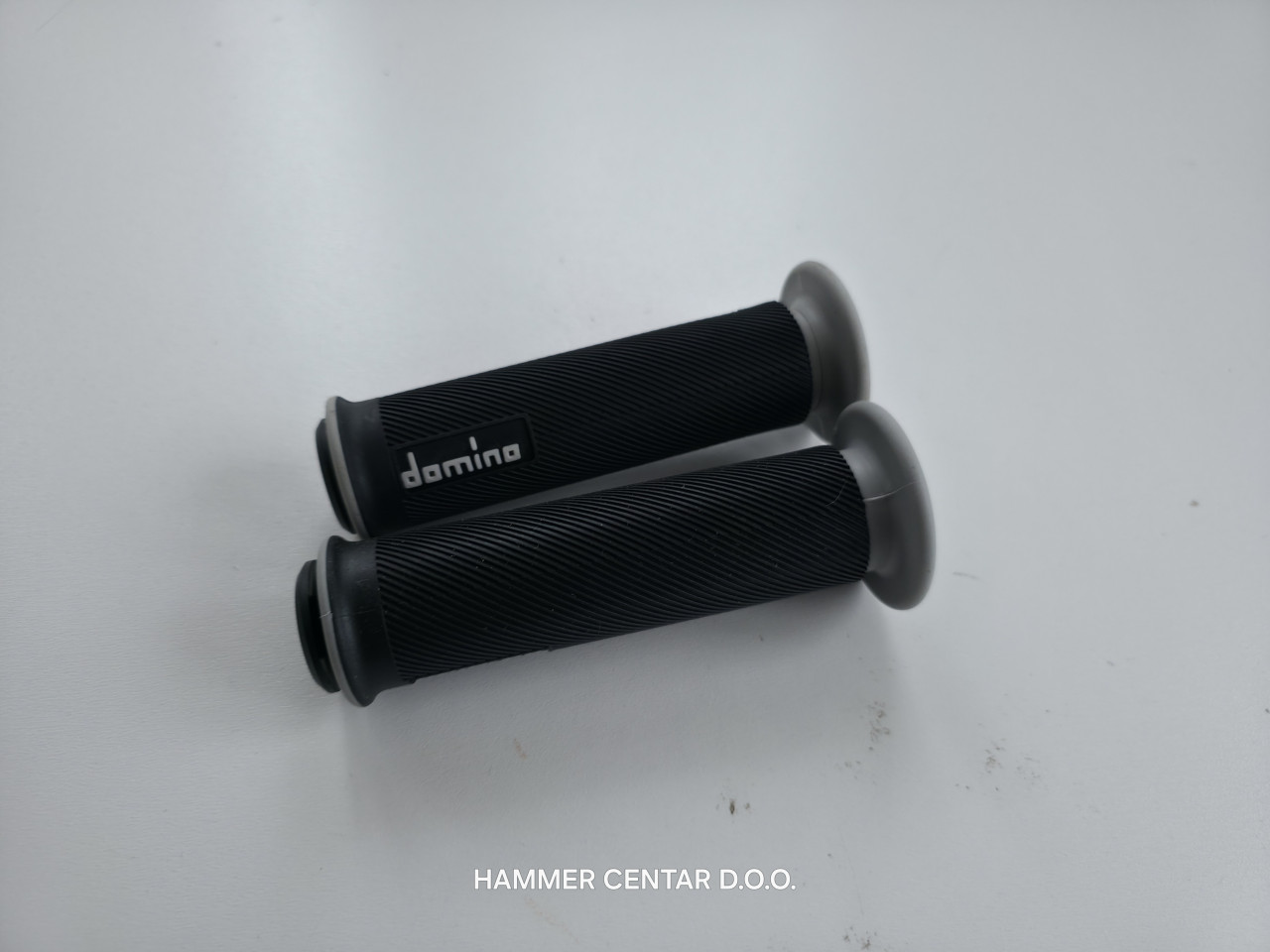 DOMINO RUČKE ZA MOTOR SKUTER BICIKL