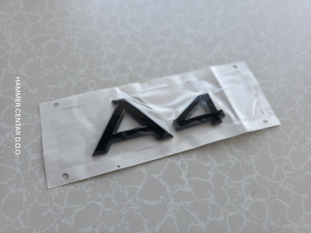 AUDI A4 ZNAK ZADNJI BOCNI ZNAKOVI CRNI STIKERI ZNAK STIKER
