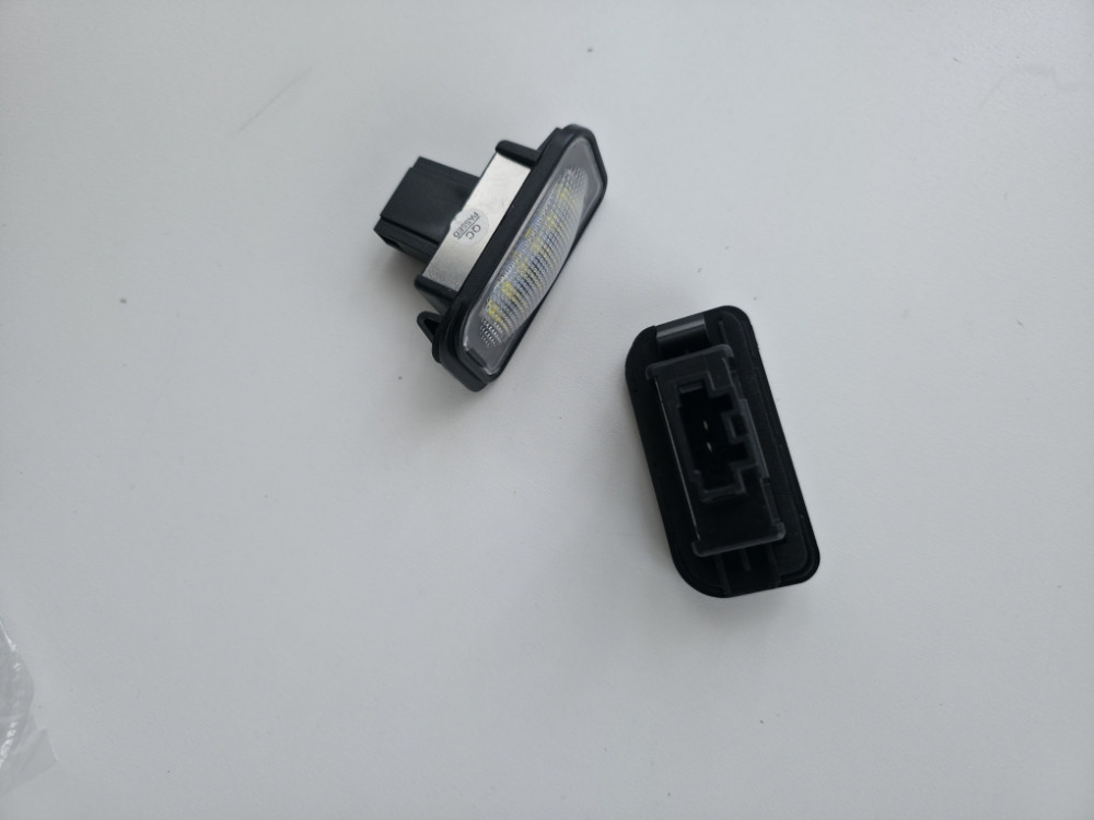 LED OSVJETLJENJE TABLICE MERCEDES W203 LIMUZINA