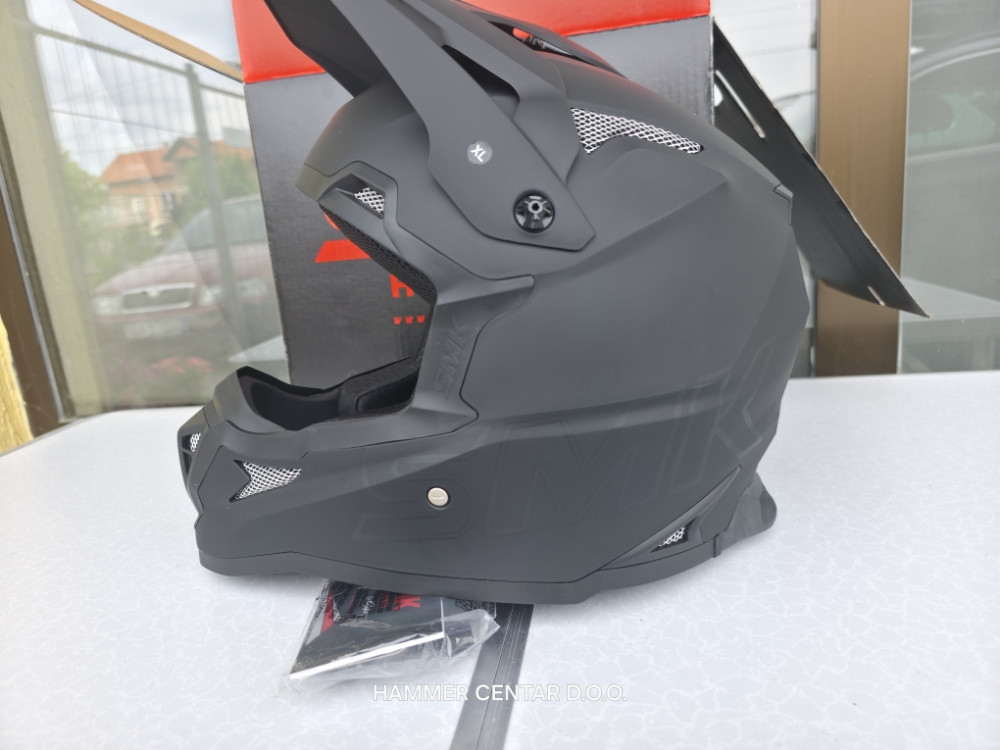 SMK KACIGA ZA MOTOR SKUTER QUAD XL VELICINA