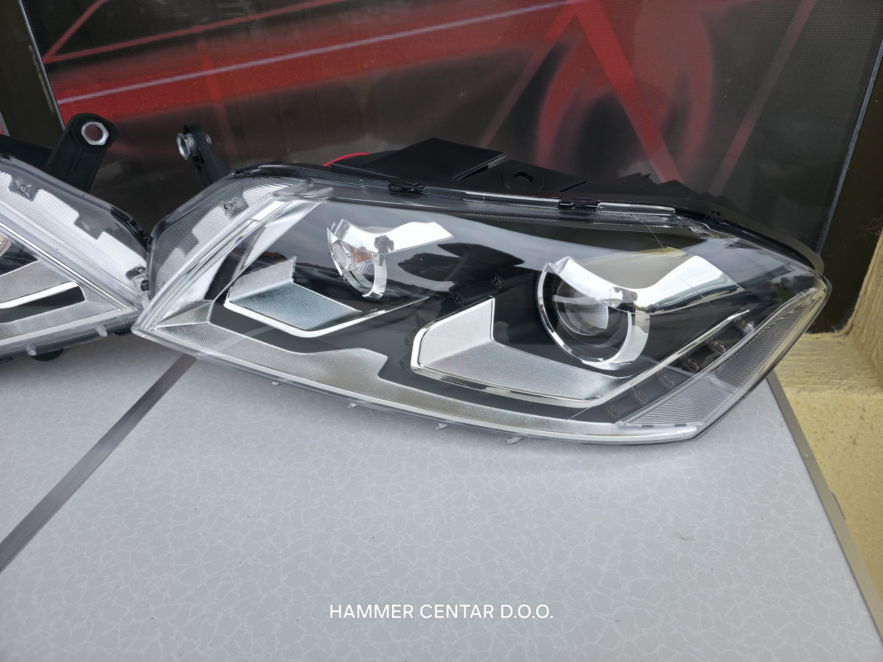 KONVERZIJA SA HALOGENIH PASSAT 7 B7 FAROVI XENON LED