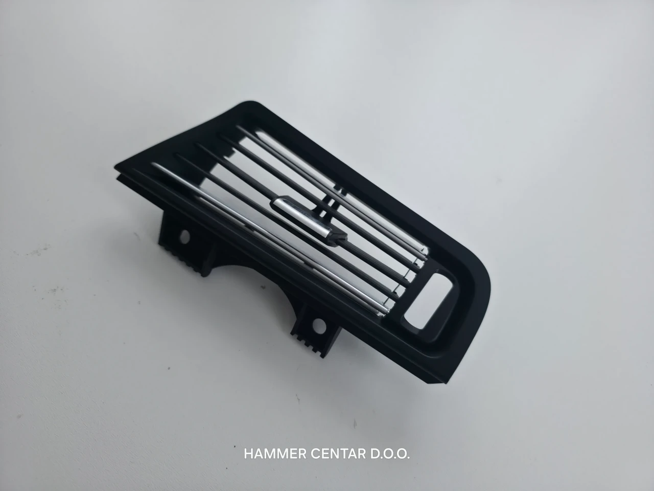 BMW F10 F11 RESETKA VENTILACIJE PUHALICA FRILL