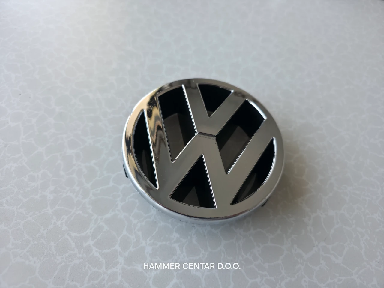 GOLF 4 IV ZNAK ZA MASKU PREDNJI