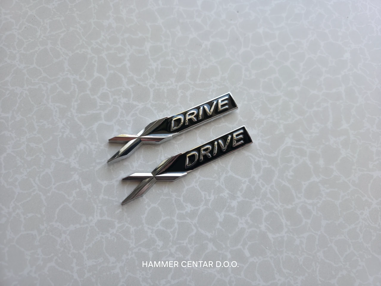 BMW X DRIVE ZNAK ZADNJI BOCNI ZNAKOVI CRNI STIKERI ZNAK STIKER