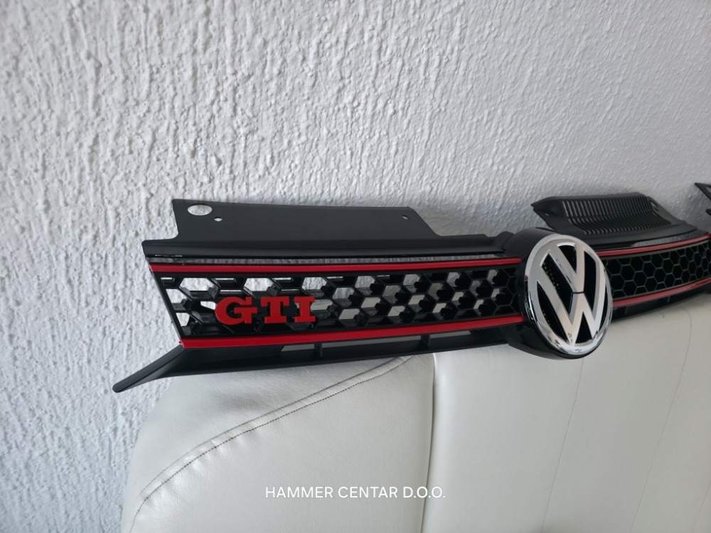 GOLF 6 GTI MASKA PREDNJA MASKA GRIL BRANIK