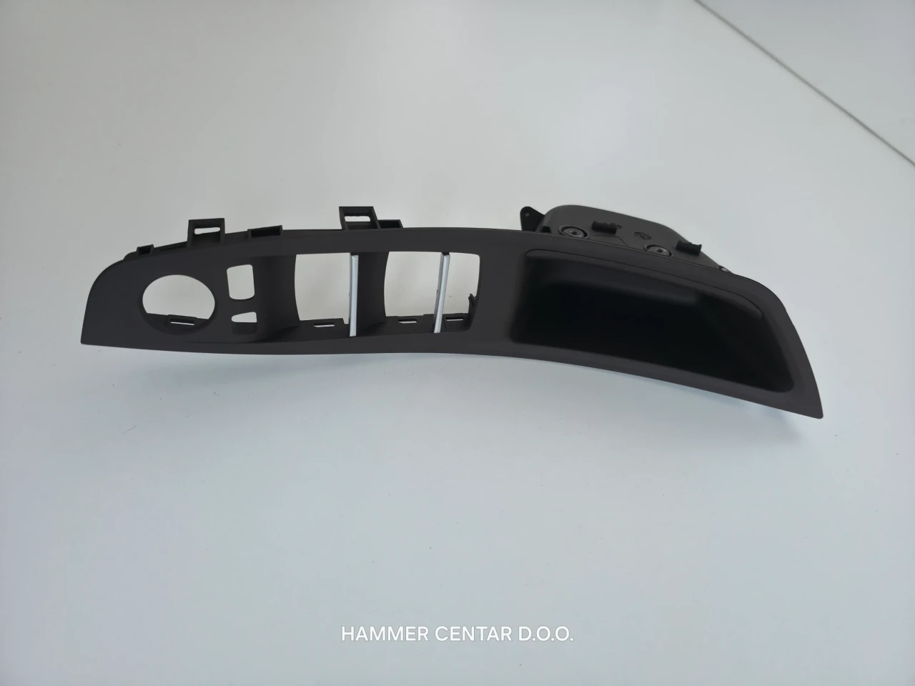 BMW F10 F11 GLAVNA RUČKA RUCKE RUKOHVATII SVE BOJE KOMPLET