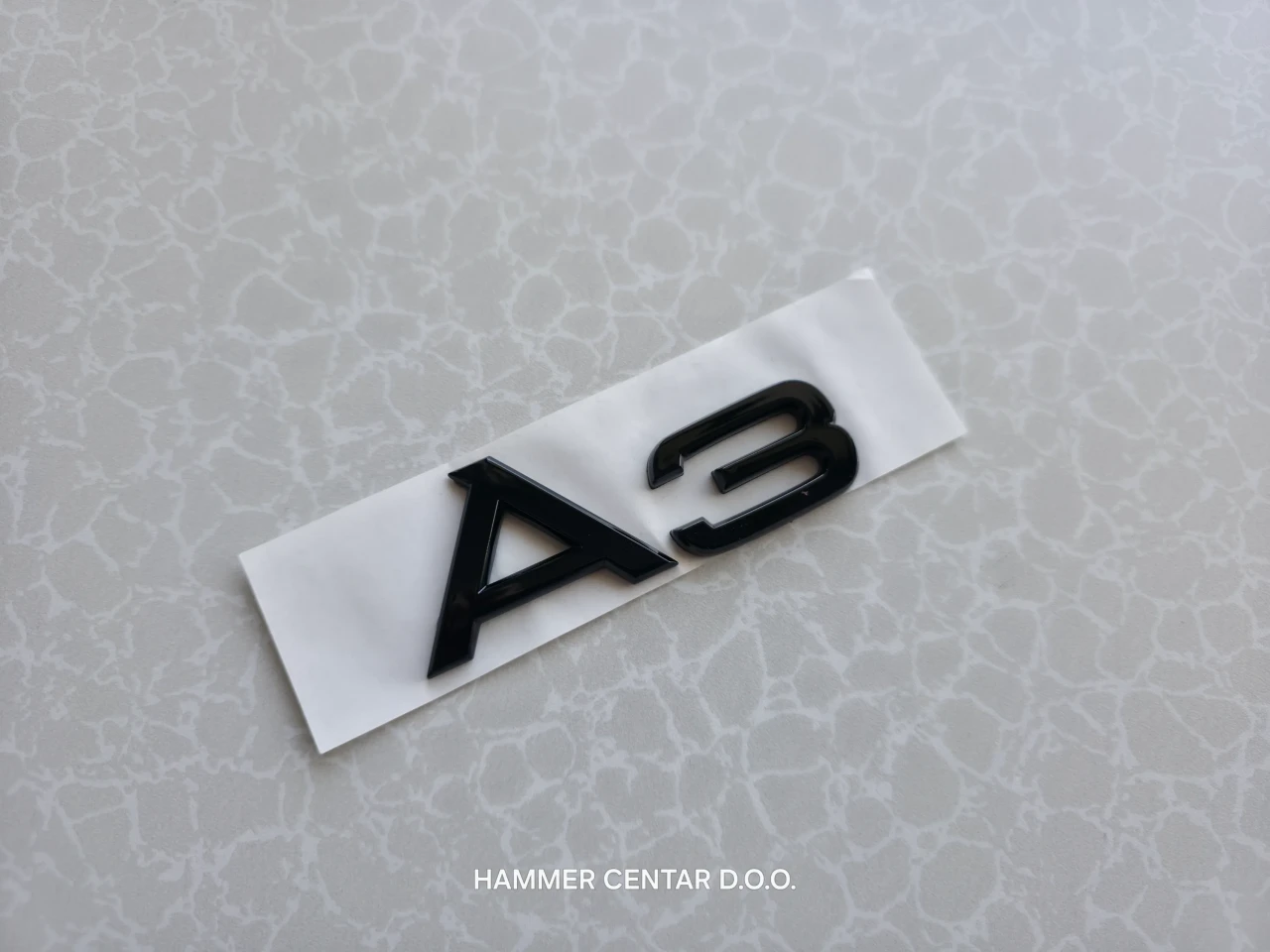 AUDI A3 CRNI ZNAK ZADNJI BOCNI ZNAKOVI MAČEVI STIKERI ZNAK STIKER