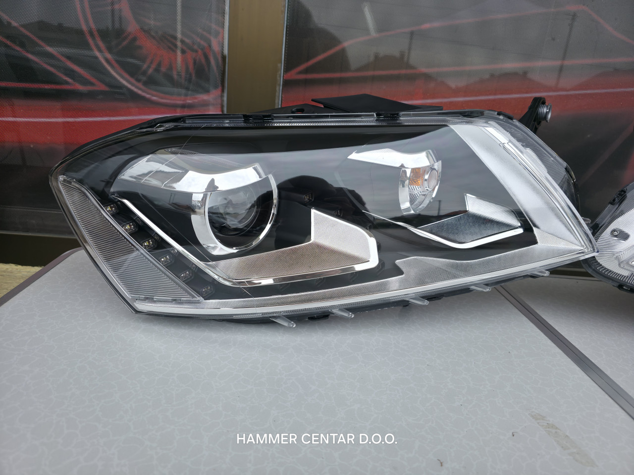 KONVERZIJA SA HALOGENIH PASSAT 7 B7 FAROVI XENON LED