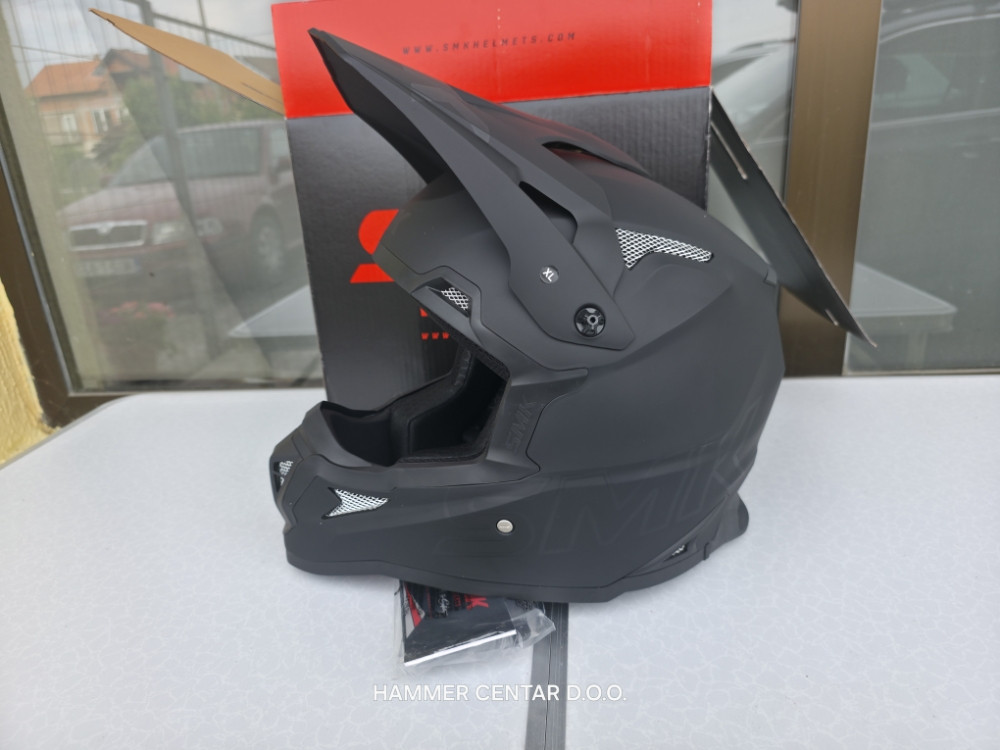 SMK KACIGA ZA MOTOR SKUTER QUAD XL VELICINA