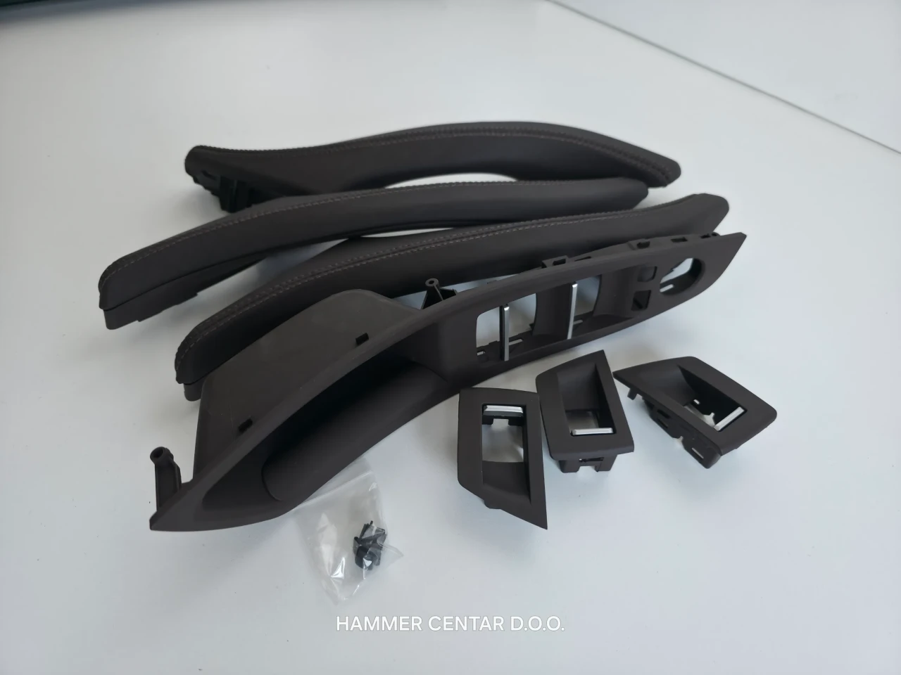 BMW F10 F11 RUCKE RUKOHVATII SVE BOJE KOMPLET