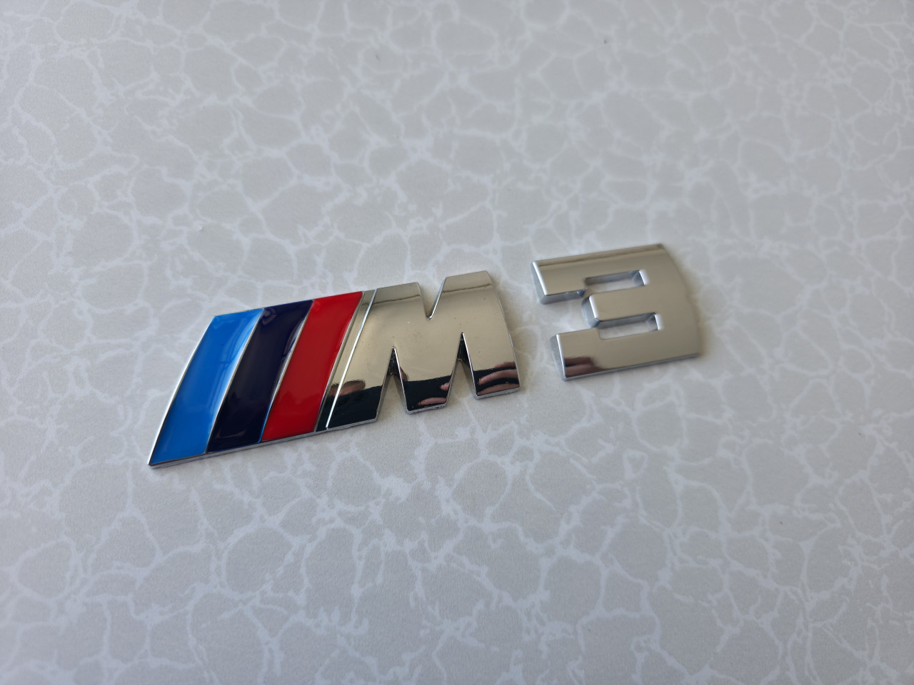 M3 M 3 ZNAK STIKER NALJEPNICA ZNAKOVI ZA AUTOMOBILE