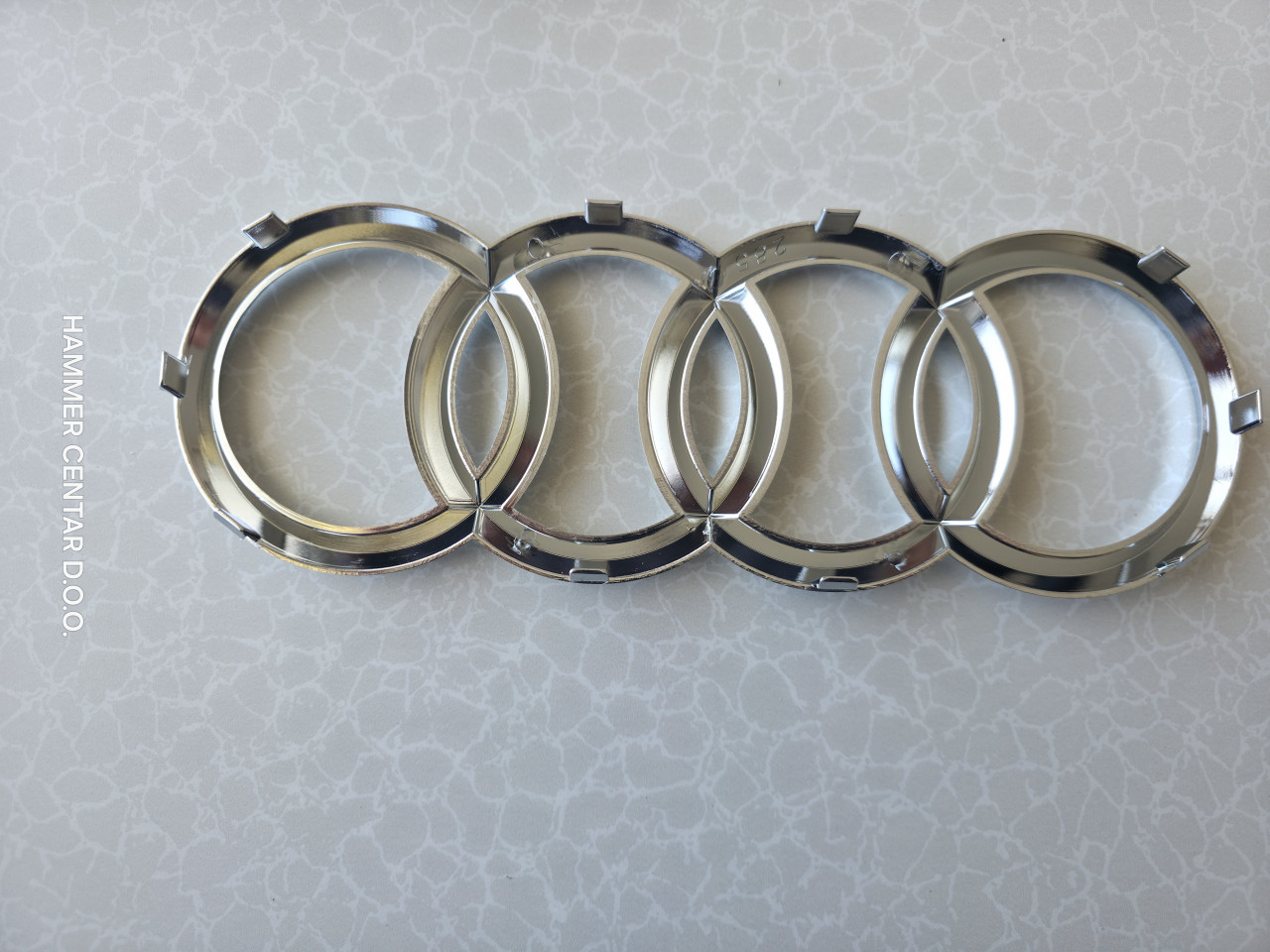 AUDI PREDNJI ZNAK 285MM ZNAK STIKER NALJEPNICA ZNAKOVI