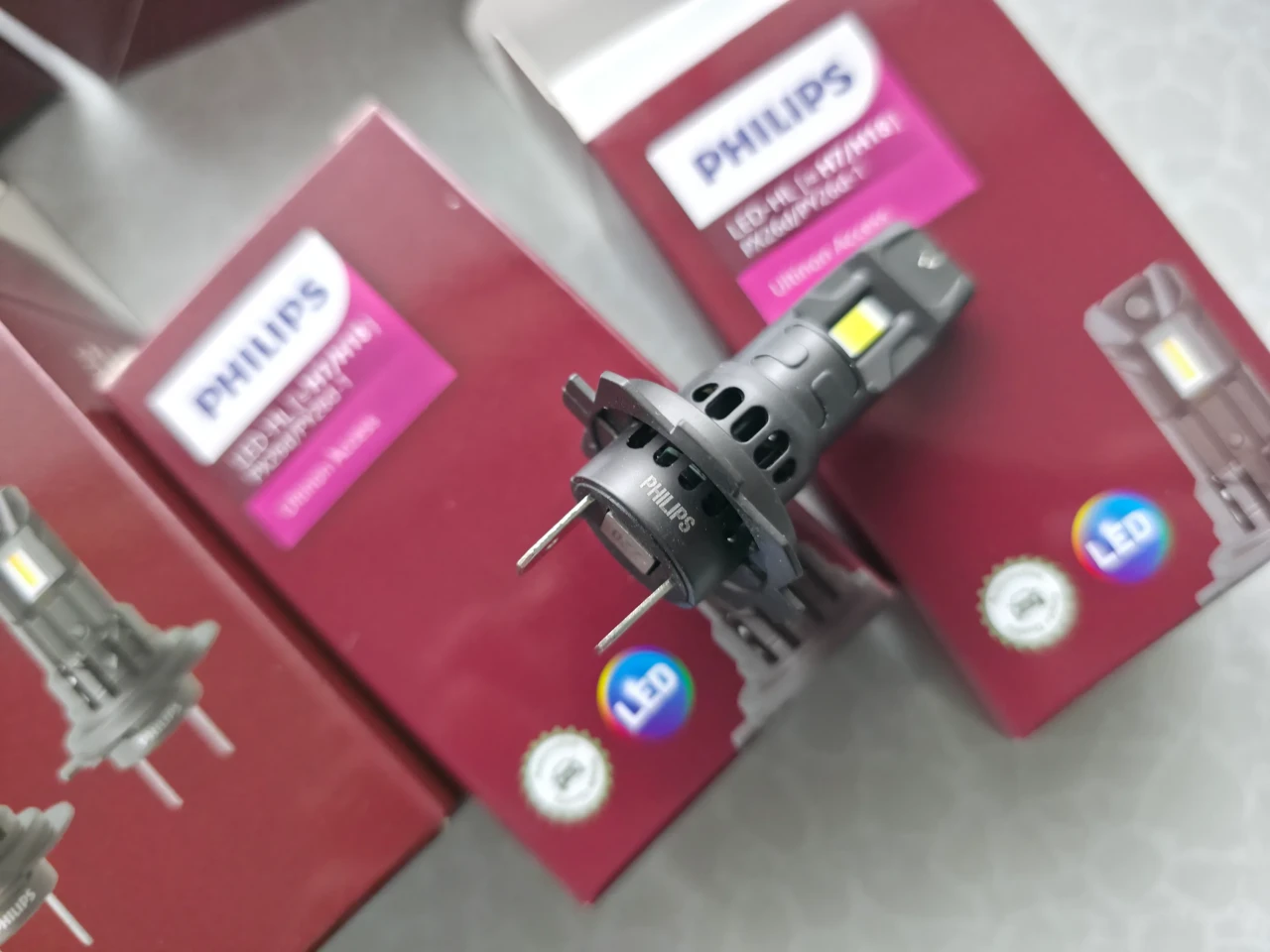 H7 PHILIPS LED SIJALICE MINI SA VENTILATOROM