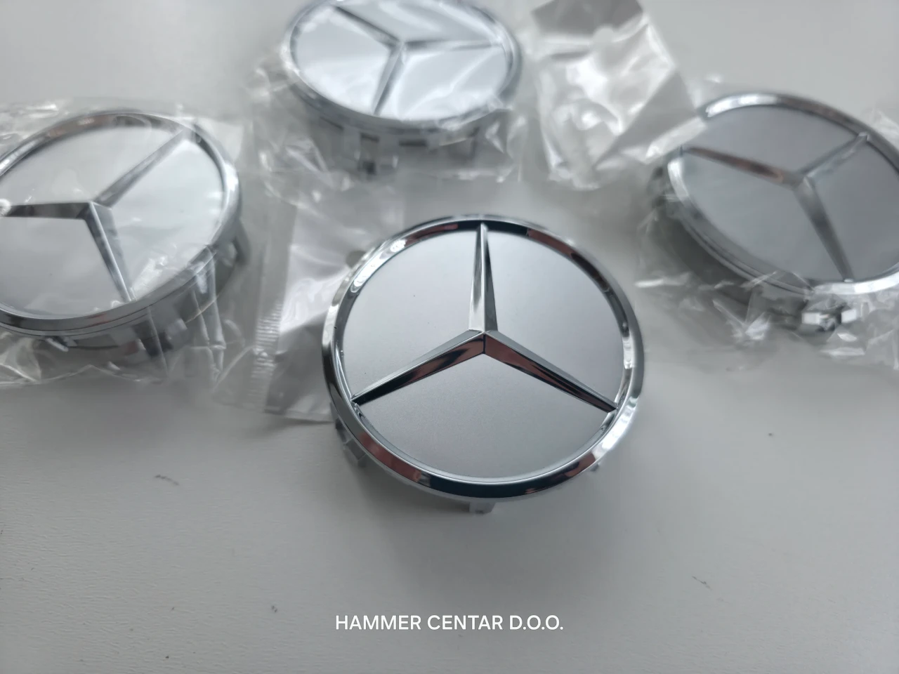 MERCEDES ČEPOVI ZA FELGE FELGU 70MM