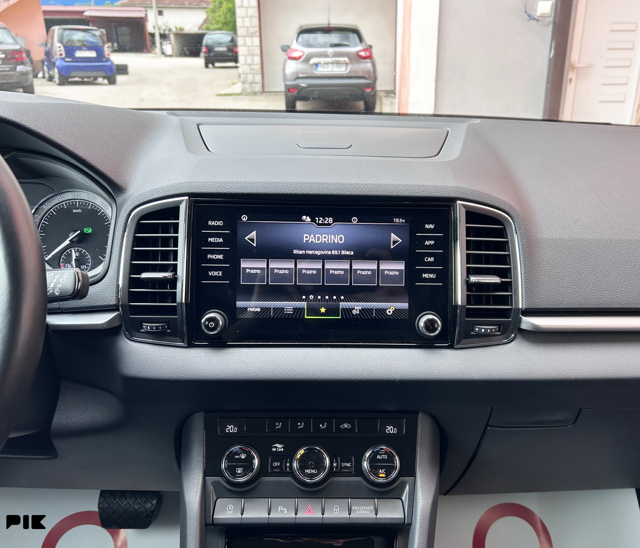 ŠKODA KAROQ 2.0 TDI DSG AUTOMATIK 2022