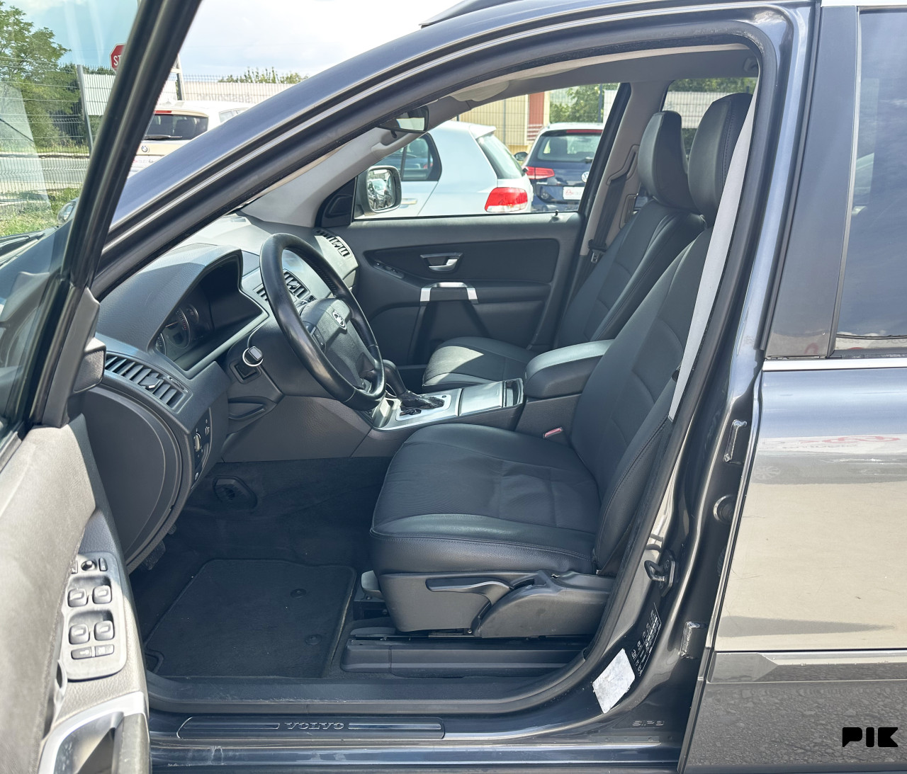 VOLVO XC90 2.4D AUTOMATIK 4X4