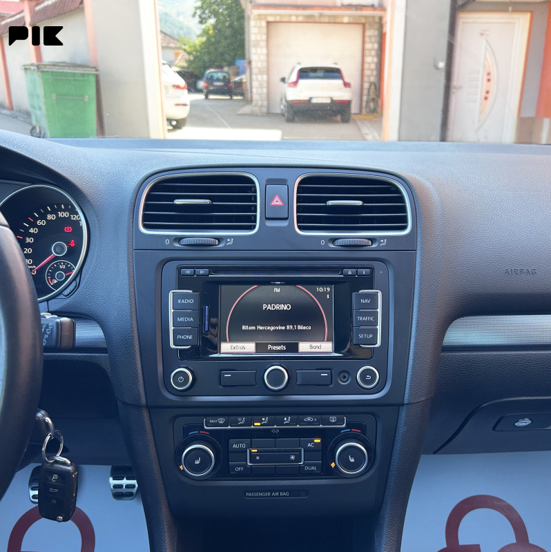 VOLKSWAGEN GOLF 1.6 TDI STYLE