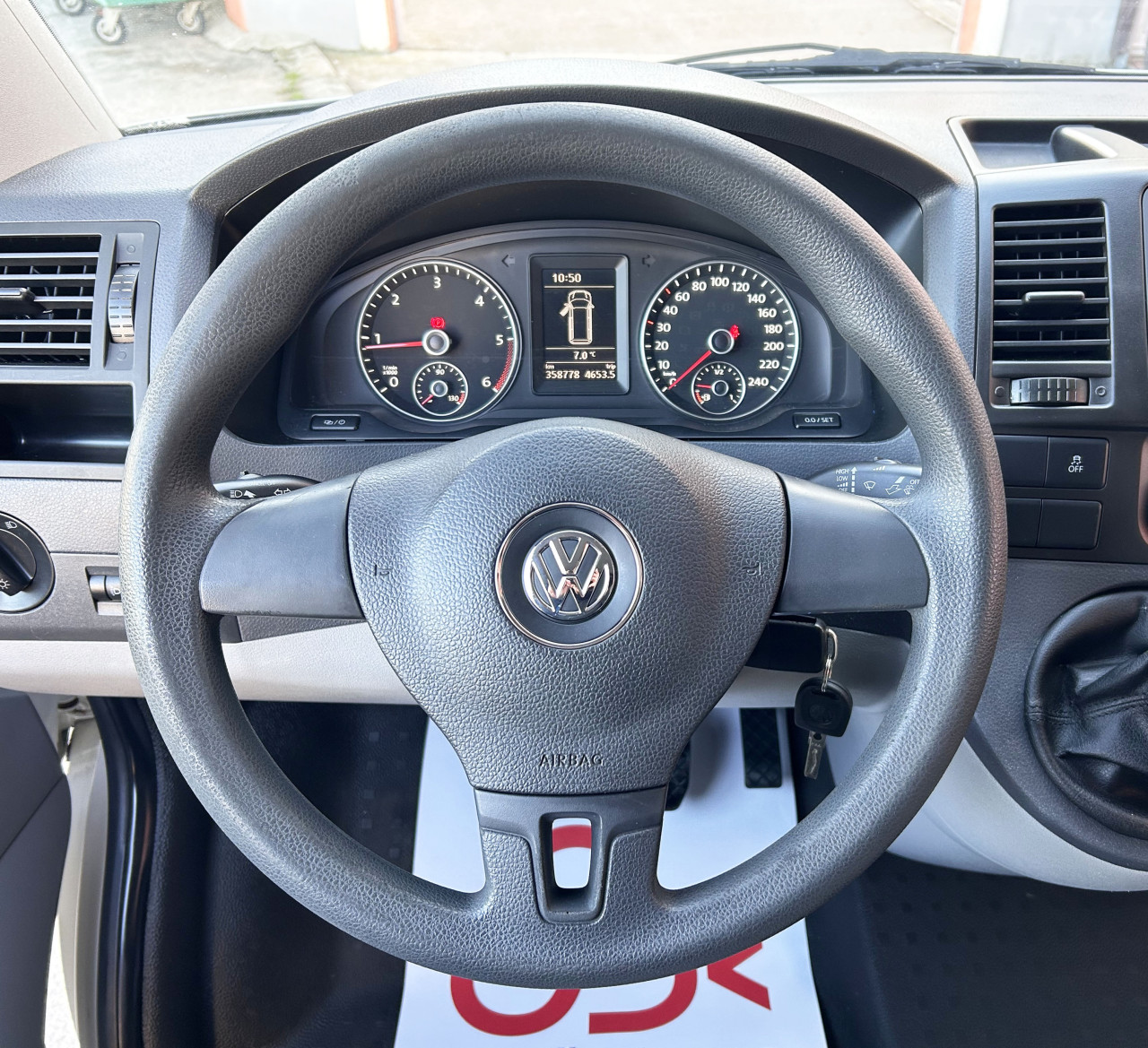 VOLKSWAGEN TRANSPORTER 2.0 TDI THERMOKING HLADNJAČA