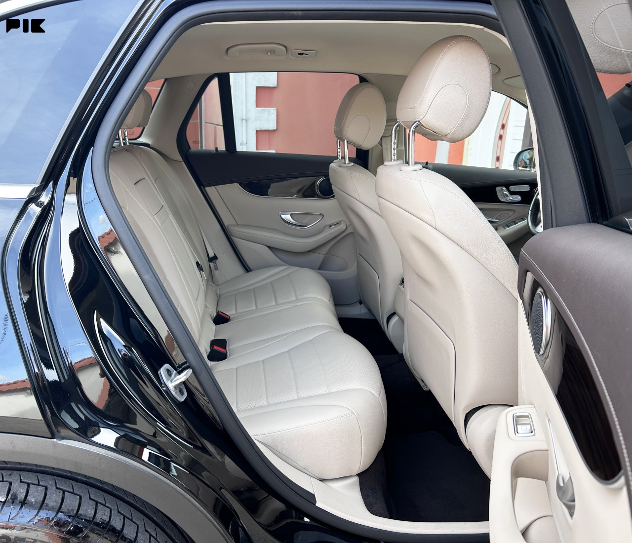 MERCEDES BENZ GLC 200d 4MATIC AUTOMATIK FACELIFT 2022
