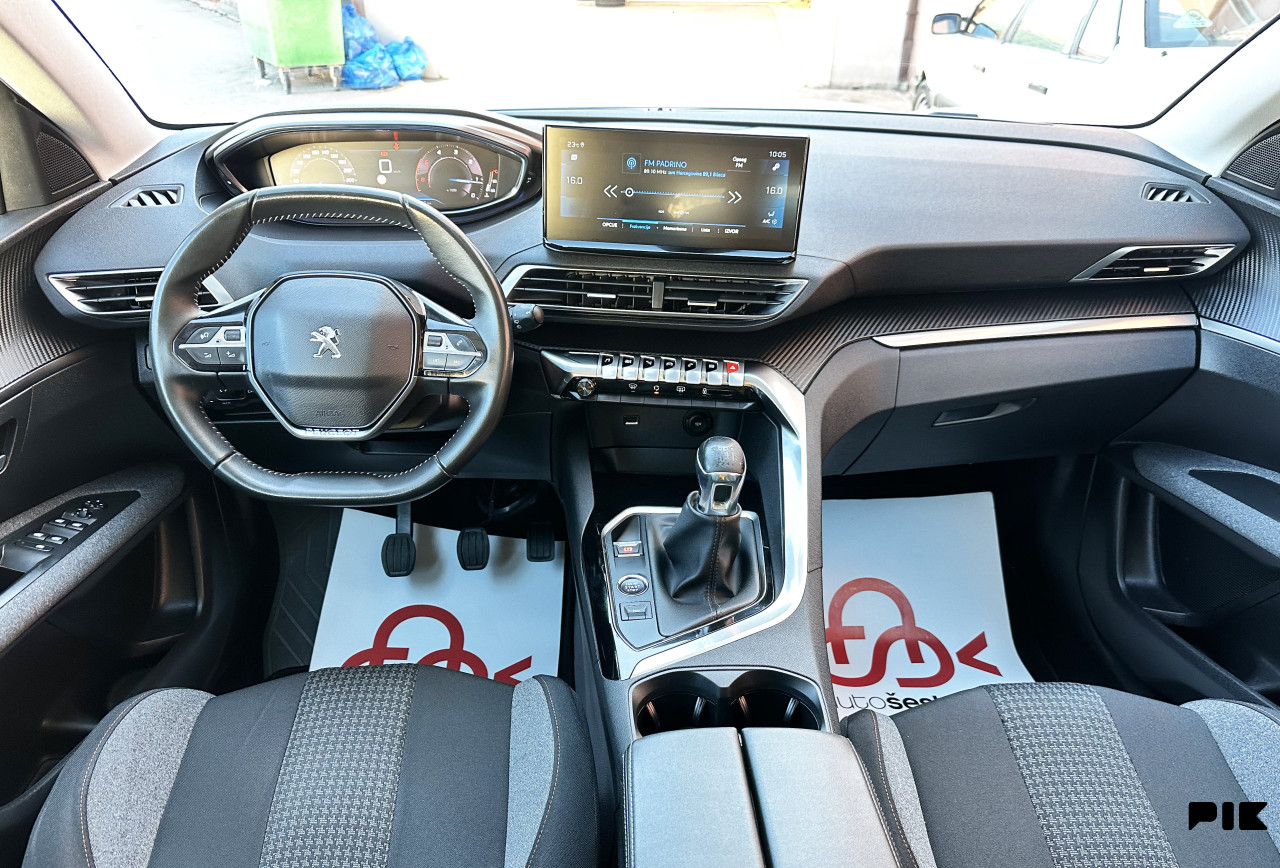 PEUGEOT 3008 1.5 HDI 2021