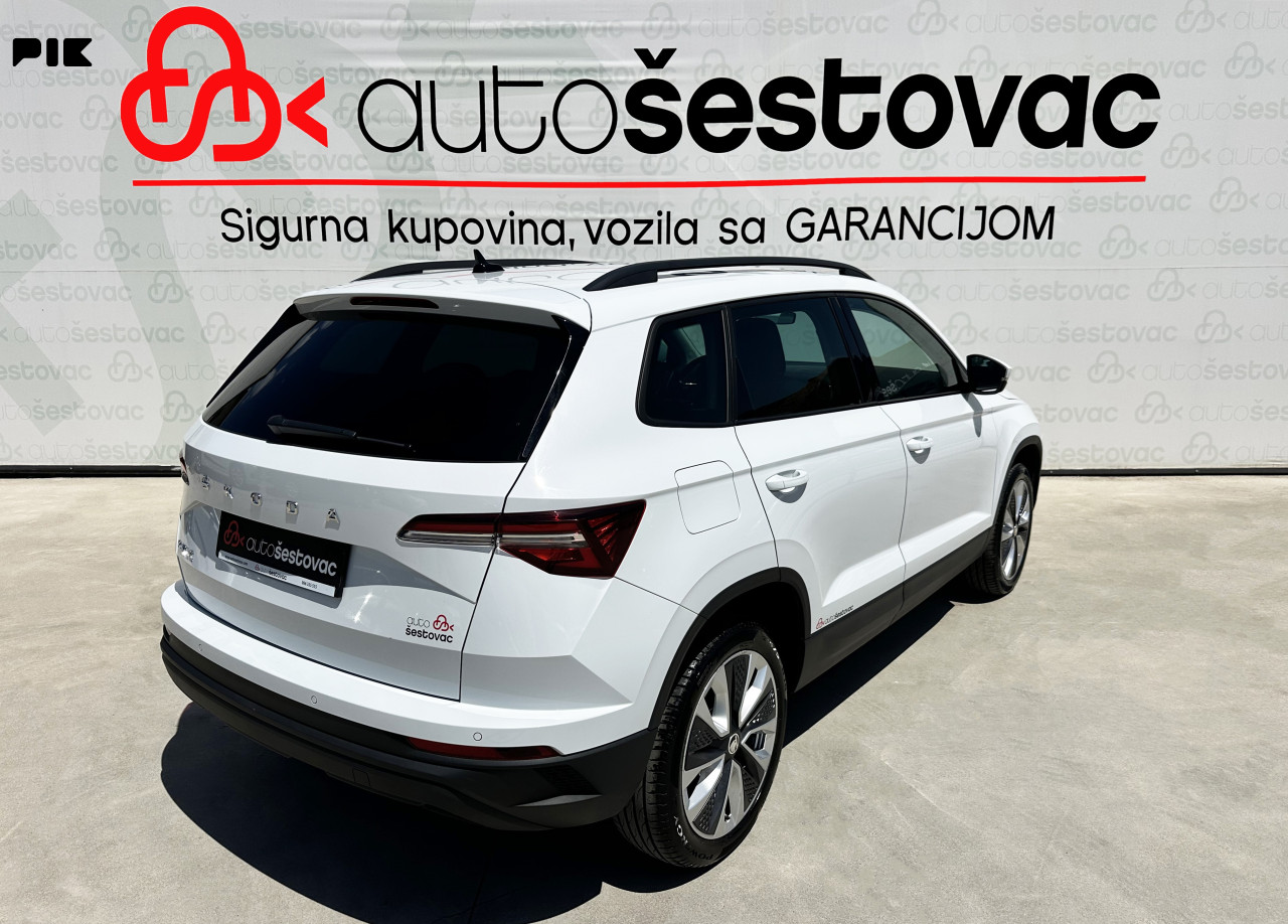 ŠKODA KAROQ 2.0 TDI 2023 VIRTUAL COCKPIT / KAMERA
