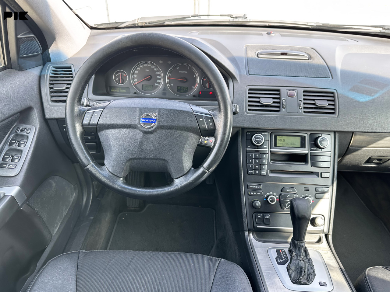 VOLVO XC90 2.4D AUTOMATIK 4X4