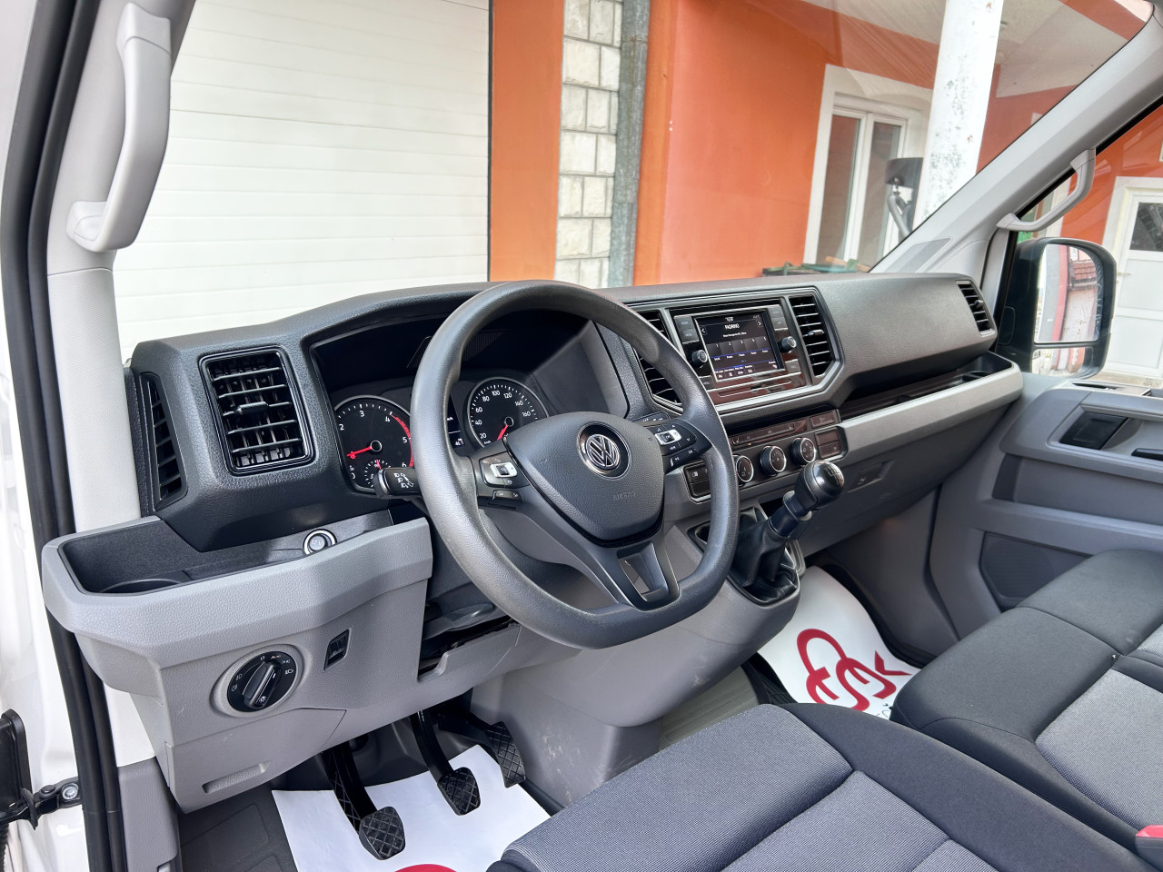 VOLKSWAGEN CRAFTER 2.0 TDI 2021