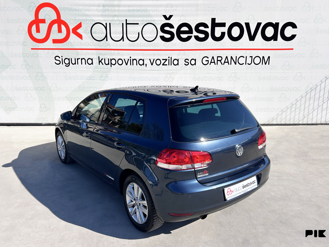VOLKSWAGEN GOLF 1.6 TDI STYLE