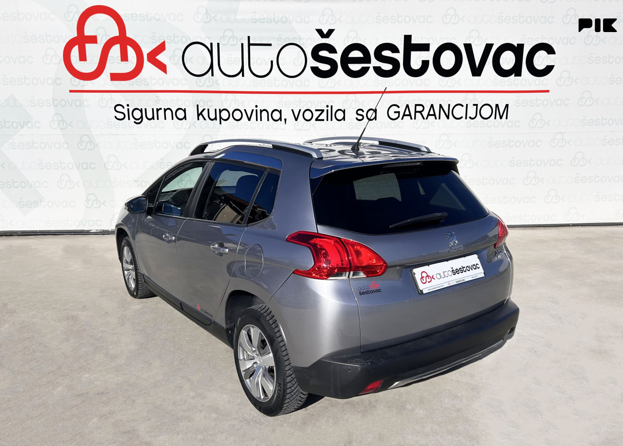 PEUGEOT 2008 1.2 e-THP STYLE