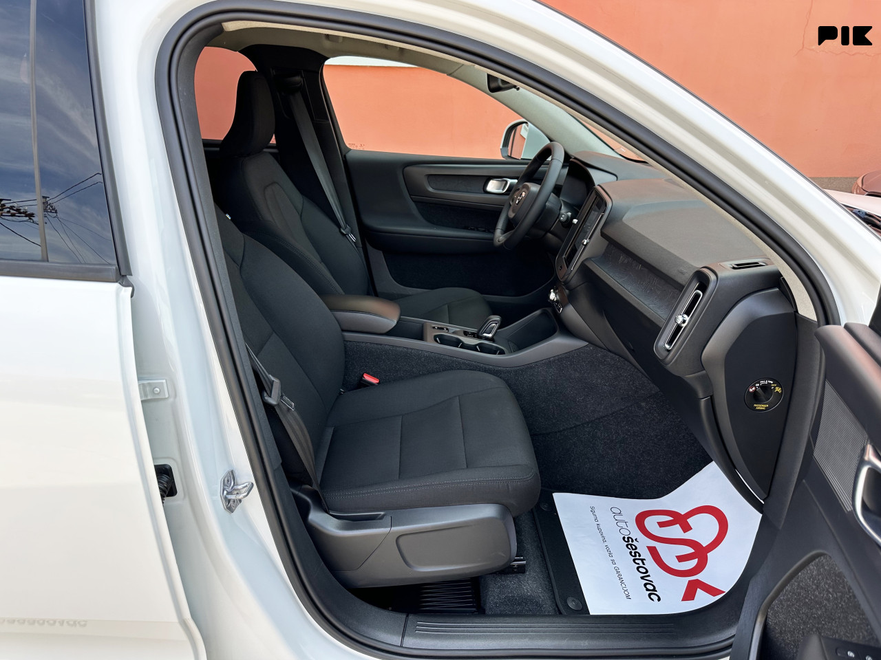VOLVO XC40 D3 GEARTRONIC AUTOMATIK LED 2020
