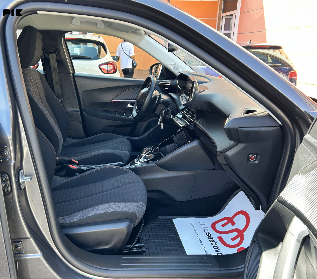 PEUGEOT 2008 1.5 HDI AUTOMATIK 2021