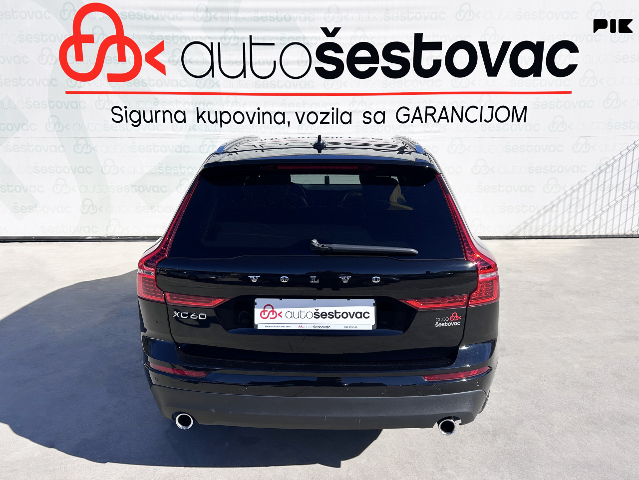 VOLVO XC60 D3 MOMENTUM