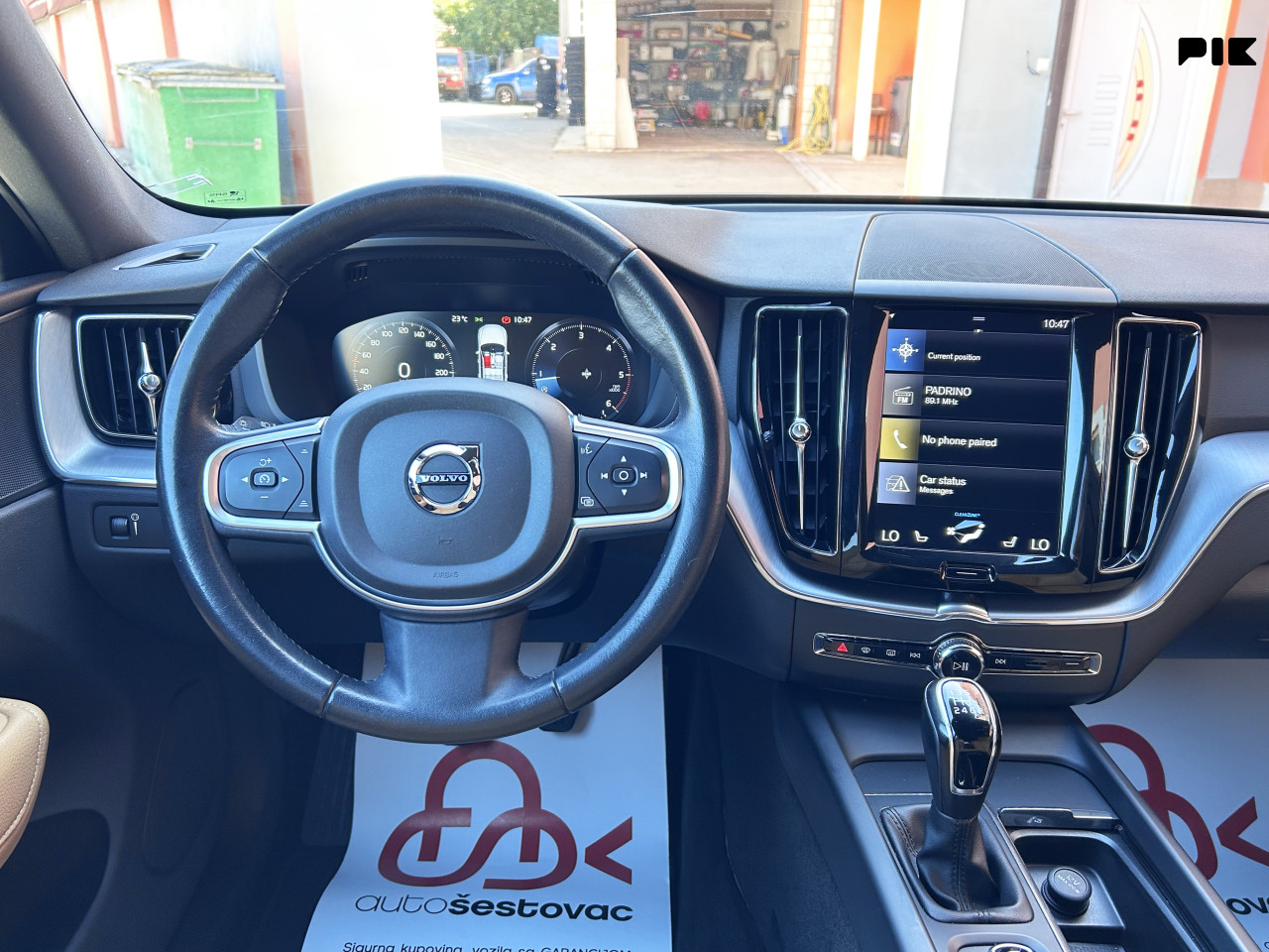 VOLVO XC60 D3 MOMENTUM