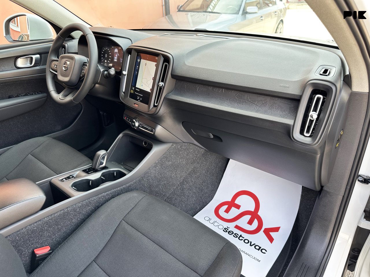 VOLVO XC40 D3 GEARTRONIC AUTOMATIK LED 2020