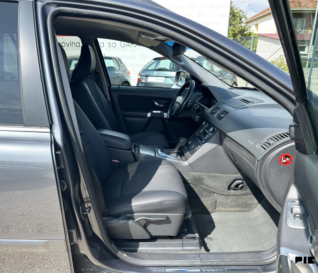 VOLVO XC90 2.4D AUTOMATIK 4X4