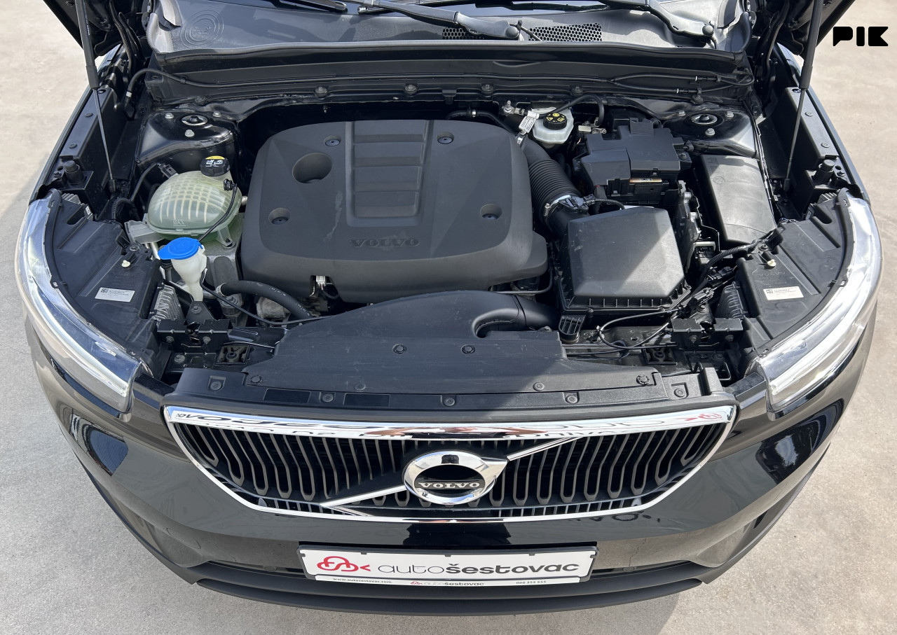 VOLVO XC40 D3 BUSINESS LED VIRTUAL